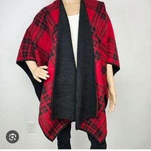 Woolrich reversible fleece RED BLACK PLAID blanket wrap poncho